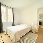 Charming Apartment, Paris Centre